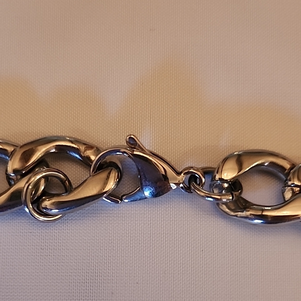 Silver Chain Necklace - Picture 3 of 5